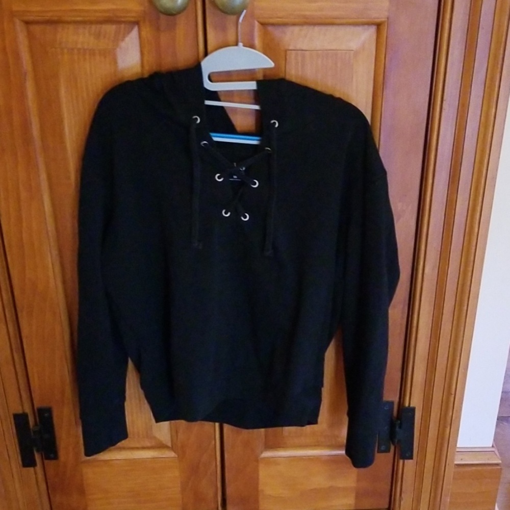 NY&Co Soho Black Cropped Hoodie